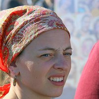 в платочке :: Олег Лукьянов