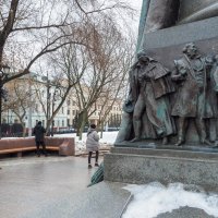 Городская Зарисовка :: юрий поляков