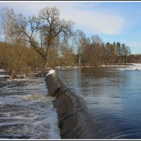 Водопад весной :: Aleksandr Gal