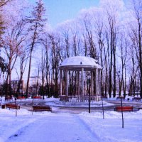 В парке :: Людмила Смородинская