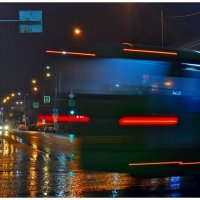 Вечерний город. :: Михаил Курзанцев