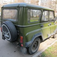 Зелёный "коробок" :: Дмитрий Никитин