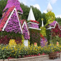 Интерьер парка цветов :: Галина Ильясова