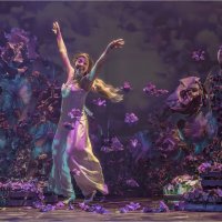 Актриса Виктория Зайцева в роли Элизы Дулиттл. :: Александр Максимов