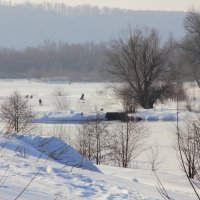 Апрель не за горами... :: Евгений Корьевщиков