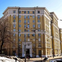 Дом на Краснохолмской набережной. :: Татьяна Помогалова Дом на Краснохолмской набережной. :: Татьяна Помогалова