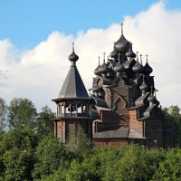 Церковь Покрова Пресвятой Богородицы :: Любовь Сахарова