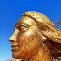 Очень загадочная! :: Vladimir Semenchukov