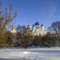 Февраль в Боголюбове :: Сергей Цветков