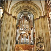 В ЦЕРКВИ... :: Elvira E. В ЦЕРКВИ... :: Elvira E.