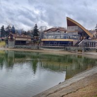 На озере в Нальчике :: Мариша 