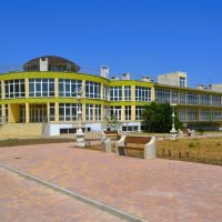 Керчь. Торговый комплекс "Адмирал". :: Пётр Чернега