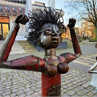 У Музея курортной моды. :: Валерия Комова