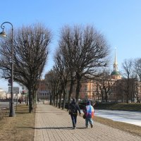 Весенняя аллея :: Наталья Герасимова