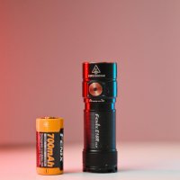 Фонарь Fenix :: Вячеслав Дроздов
