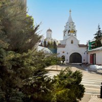 Подворье Афонского Пантелеимонова монастыря. :: Олег