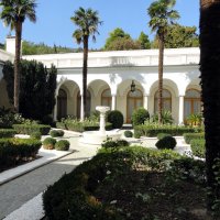 Итальянский дворик Ливадийского дворца :: Ольга 