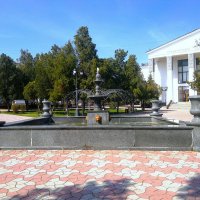 Керчь. Фонтан со львами. :: Пётр Чернега Керчь. Фонтан со львами. :: Пётр Чернега