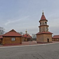 Колокольня и церковь Новомучеников и исповедник. :: ИРЭН@ .