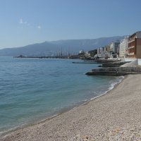 Погодка сегодня почти летняя... :: Дмитрий А