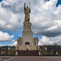 Рио-де-Ессентуки. Самая высокая статуя Христа в России в храмовом комплексе Петра и Павла. :: Вячеслав Назаренко