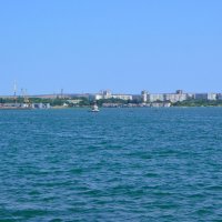 Керчь. Керченская бухта летом (вид со сквера Монетка). :: Пётр Чернега