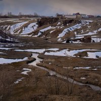 "Лоскуты снега после дождя. Апрель"© :: Владимир Макаров