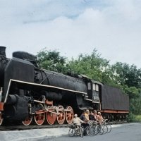 Наш паровоз, вперёд летит... :: Андрей Хлопонин