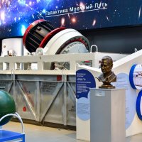 Космическая техника, фотоаппарат "Агат-1" :: Владимир Звягин