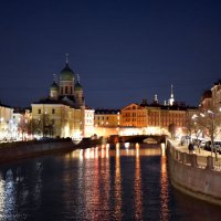 С Аларчиного моста ночью :: Игорь Корф С Аларчиного моста ночью :: Игорь Корф