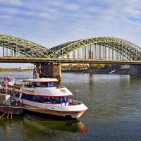 На берегу Рейна :: Alexandеr P