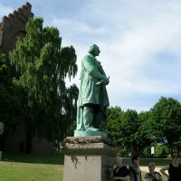 Памятник Гансу Христиану Андерсену :: Анастасия Смирнова Памятник Гансу Христиану Андерсену :: Анастасия Смирнова