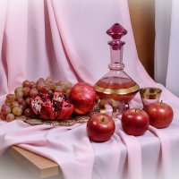 Розовый натюрморт :: Людмила Павловна Крышковец