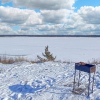 Апрель. р.Уса возле г.Усинск респ. Коми :: Ravile 