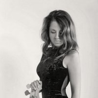 Девушка с гитаррой :: Олег Подлесных