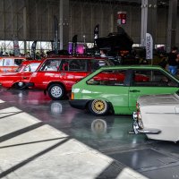 Машины :: Юрий Гладилин