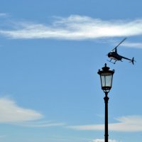 "Пилот может совершить посадку на ограниченной площадке" :: AleksSPb Лесниченко