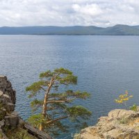 На берегу озера Тургояк. :: Алексей Трухин