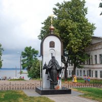 Памятник Макарию Калязинскому. Калязин :: Анастасия Смирнова