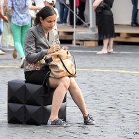 присела :: Олег Лукьянов