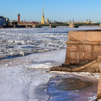 Постоять на набережной :: Eugene *