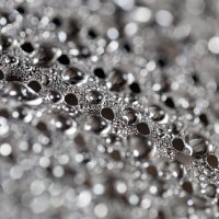 Макро капель воды на металле :: Александр Синдерёв