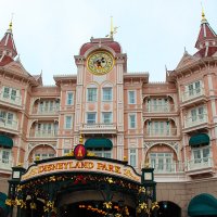 Идём в Диснейлэ́нд; Париж :: Сергей Сомихин