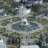 Площадь фонтана Дружба народов :: <<< Наташа >>>