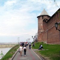 Вид на Волгу и Северную башню Нижегородского кремля :: Михаил Андреев