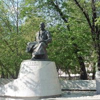 Памятник Абаю Кунанбаеву :: Лидия Бусурина Памятник Абаю Кунанбаеву :: Лидия Бусурина
