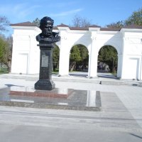 Памятник Т Г Шевченко :: Валентин Семчишин