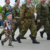 Будущий десантник на ПАРАДЕ ПОБЕДЫ. :: Михаил К