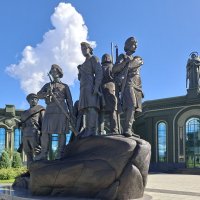 Скульптурная композиция "Подвигу женщин" в Парке "Патриот". :: ИРЭН@ .