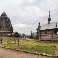 Покровский собор. 25 глав, крытых деревом. :: Лилия *